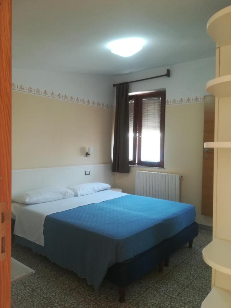Hotel Centrale San Benedetto del Tronto Esterno foto